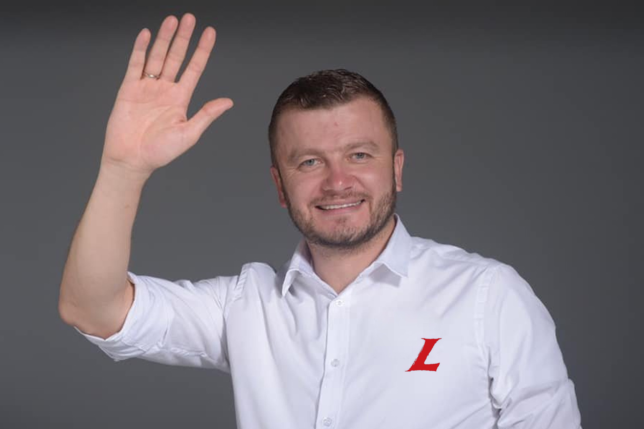 Jóvenes de FuegoJoven en actividad comunitaria encendidos por Cristo en Medellín